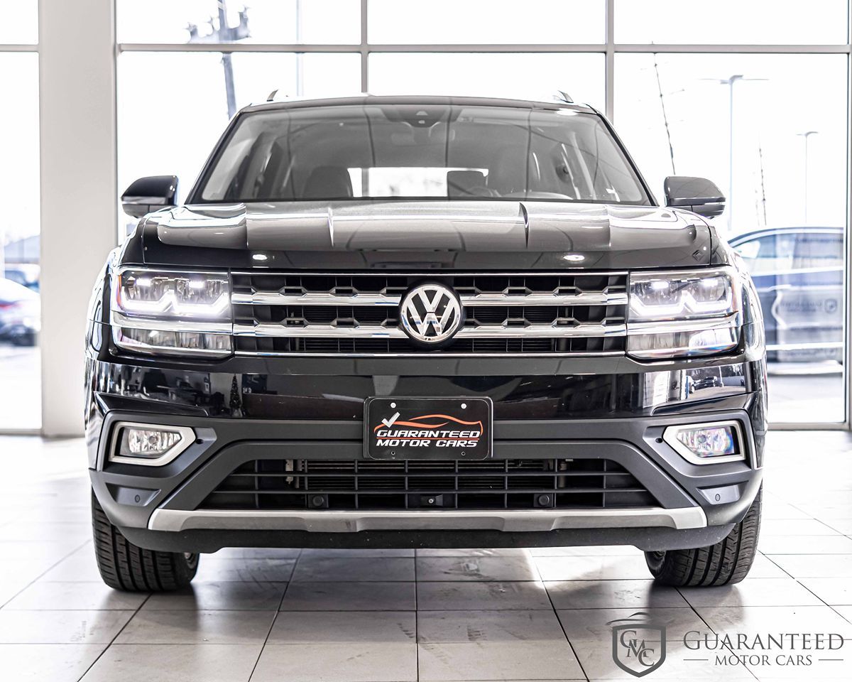 2018 Volkswagen Atlas SEL Premium photo 2