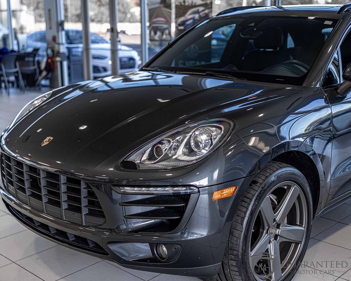Sold 2018 Porsche Macan S in Palos Hills