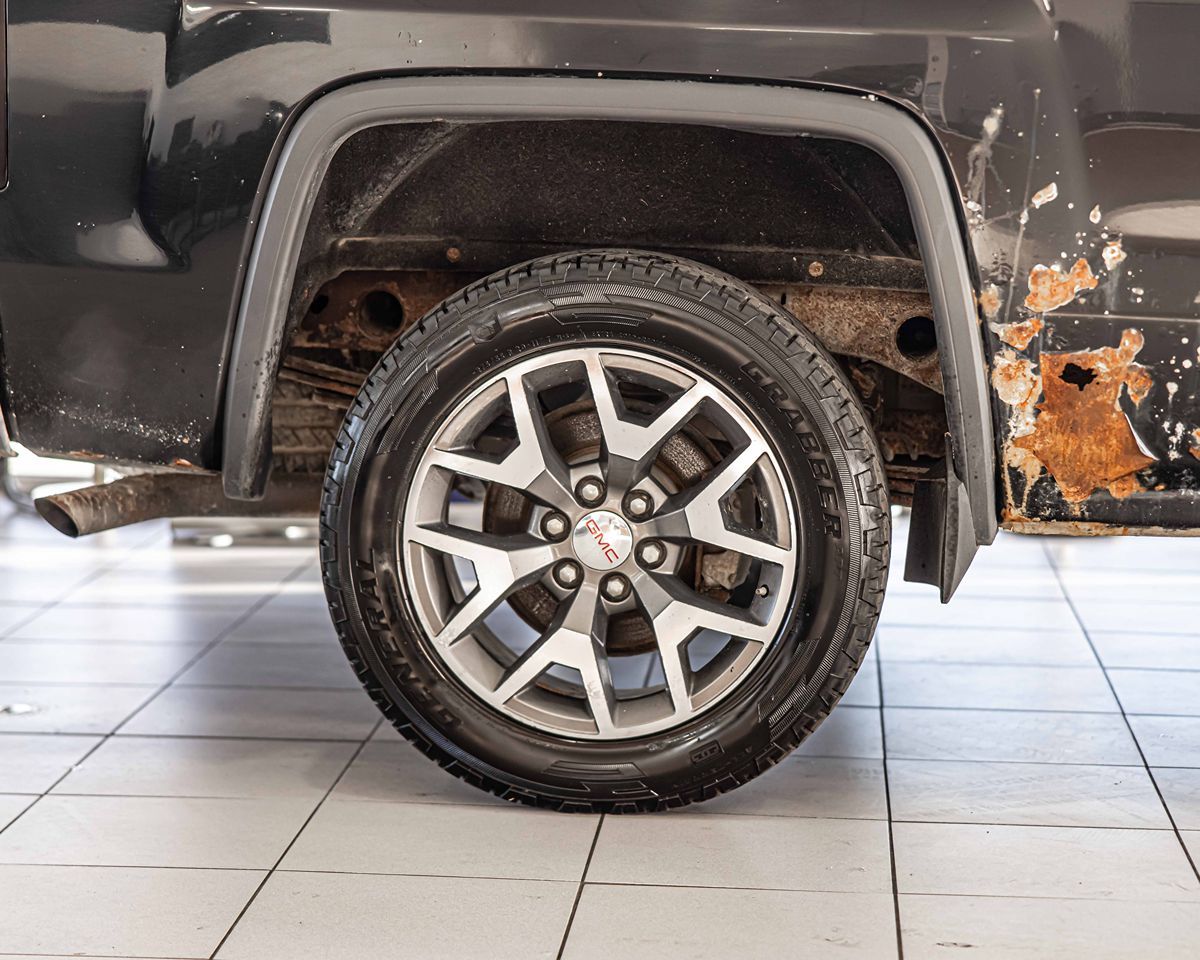 2015 GMC SIERRA - Image 13