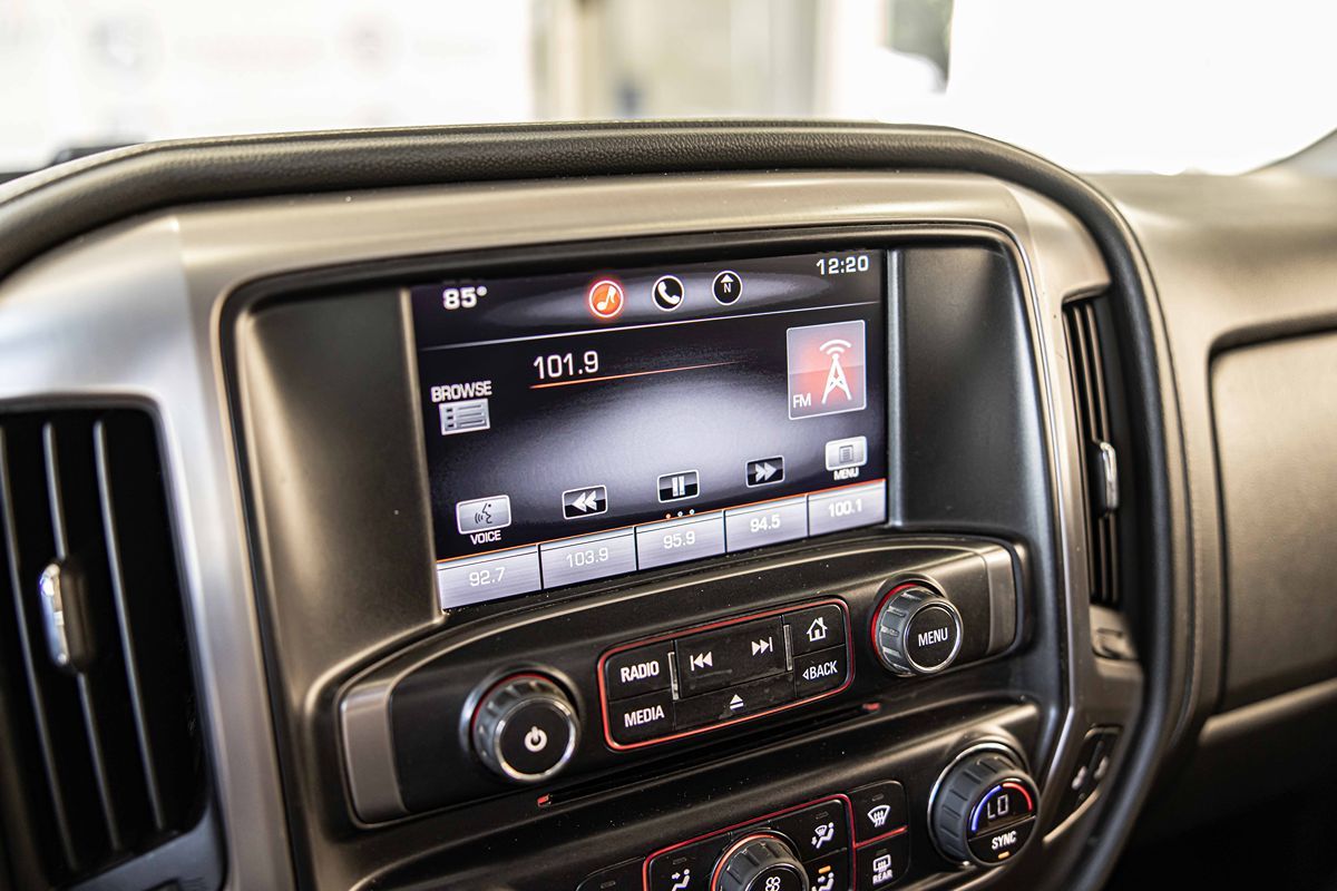 2015 GMC SIERRA - Image 28