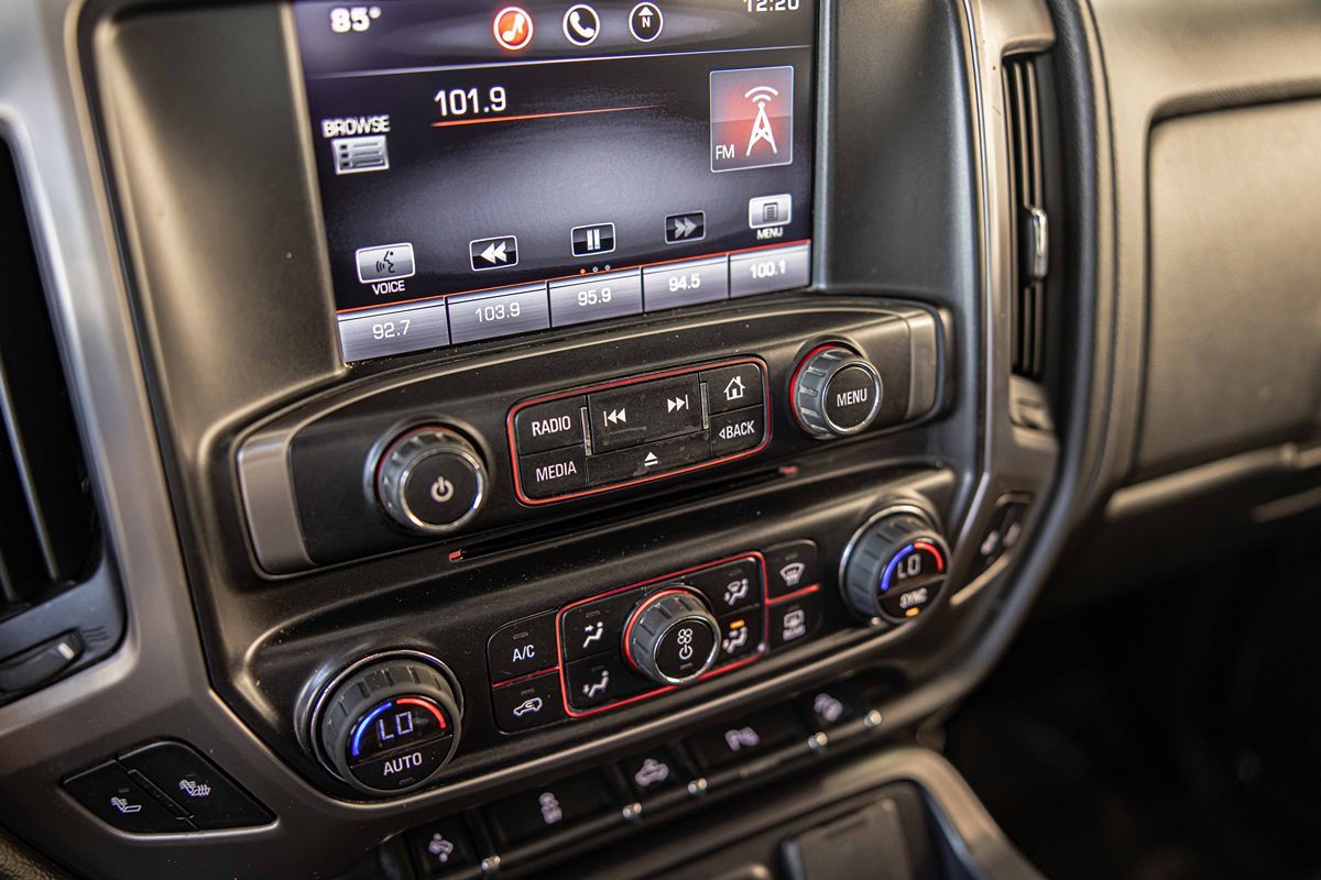 2015 GMC SIERRA - Image 29