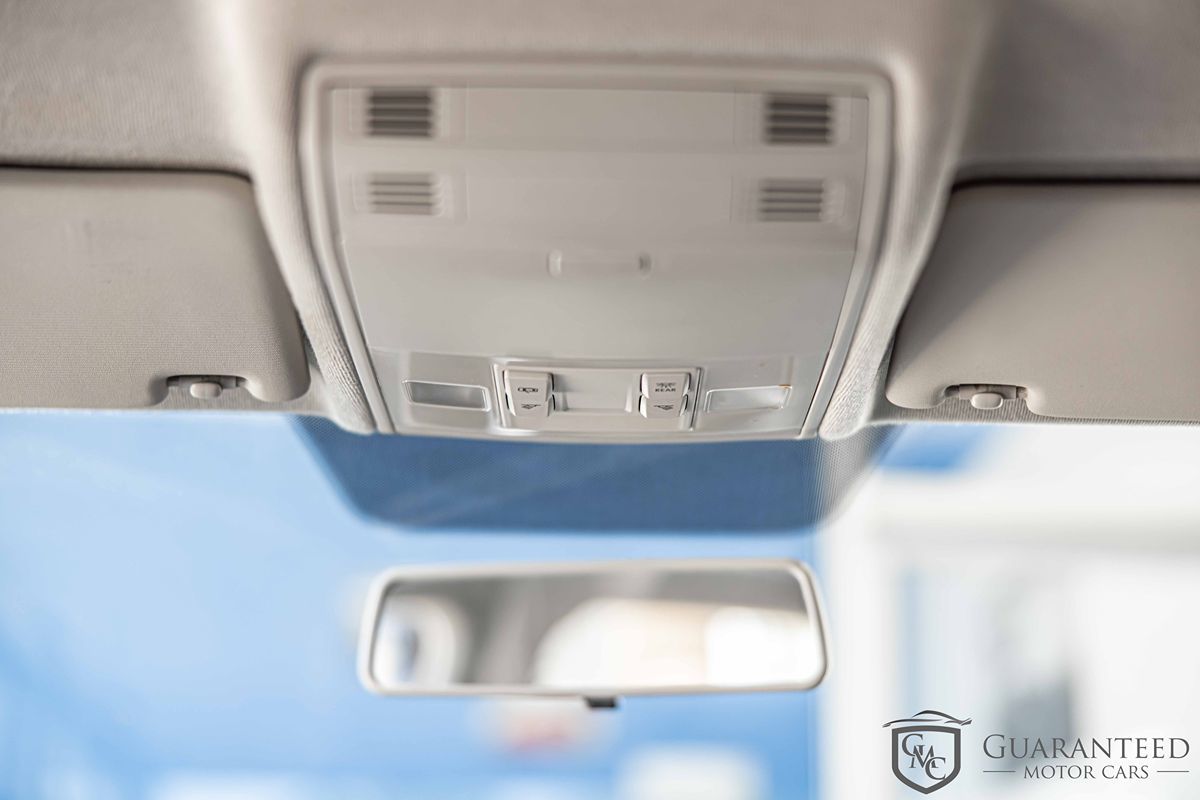 2019 VOLKSWAGEN TIGUAN - Image 40