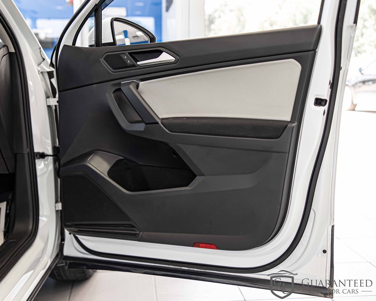 2019 VOLKSWAGEN TIGUAN - Image 42