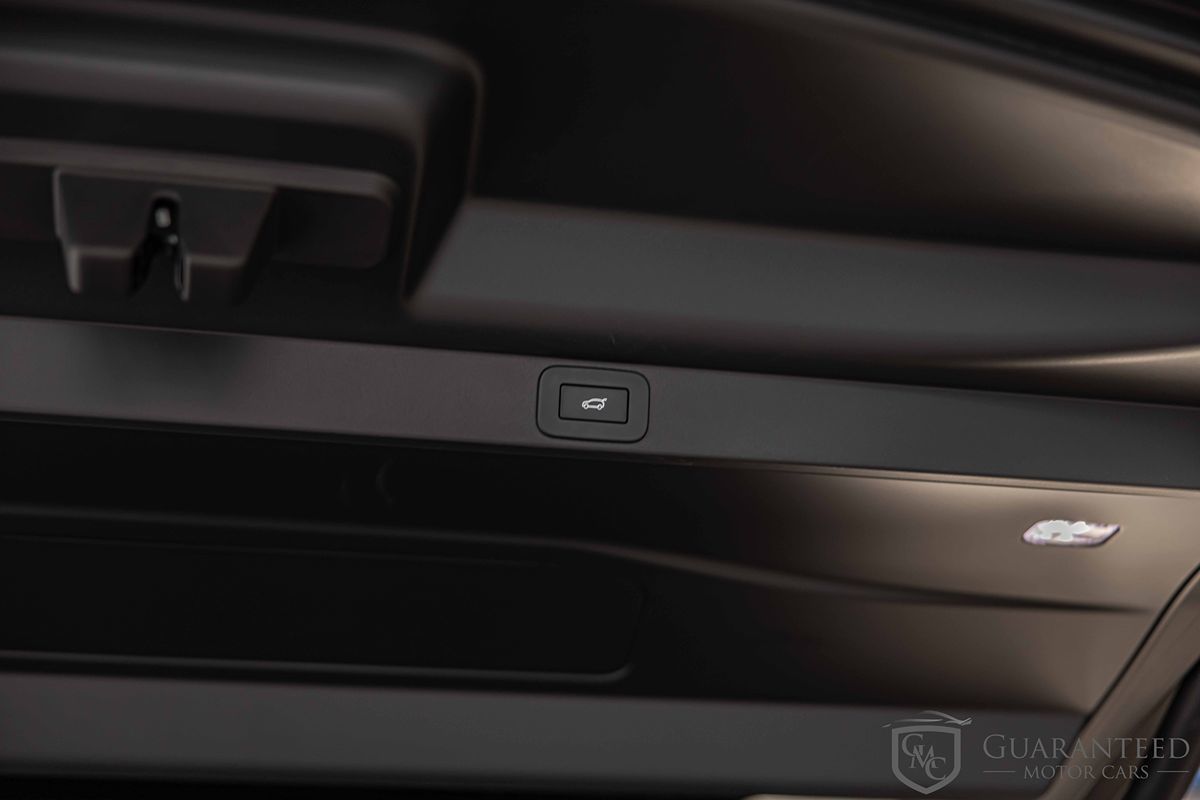 2023 Land Rover Range Rover Autobiography photo 17