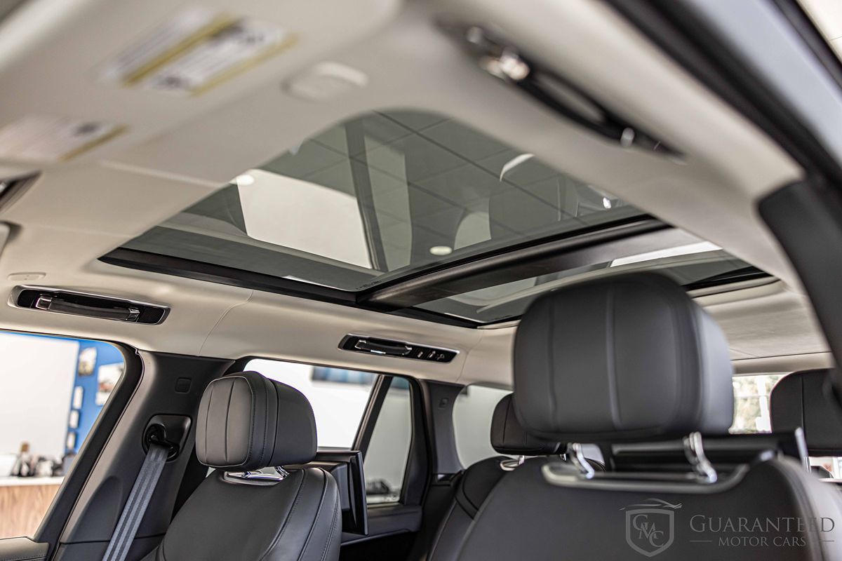 2023 Land Rover Range Rover Autobiography photo 20