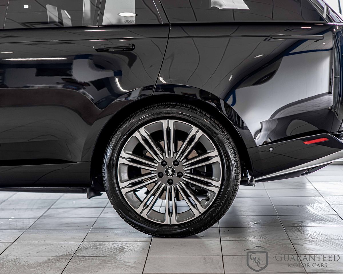 2023 Land Rover Range Rover Autobiography photo 9