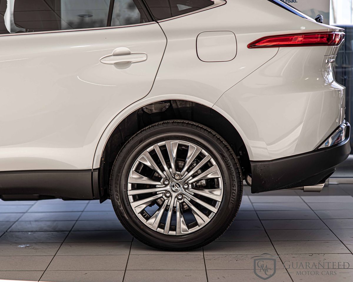 2021 Toyota Venza LE photo 8