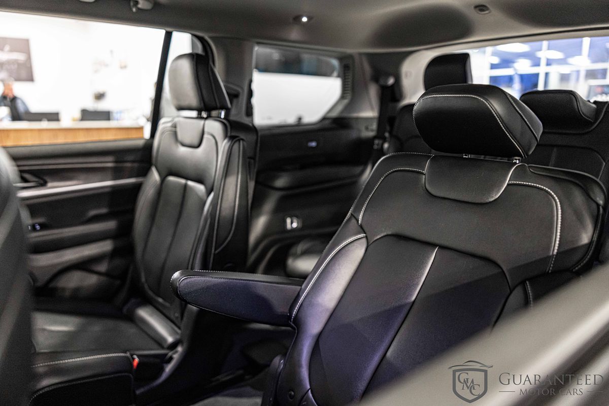 2023 JEEP GRAND CHEROKEE L - Image 31