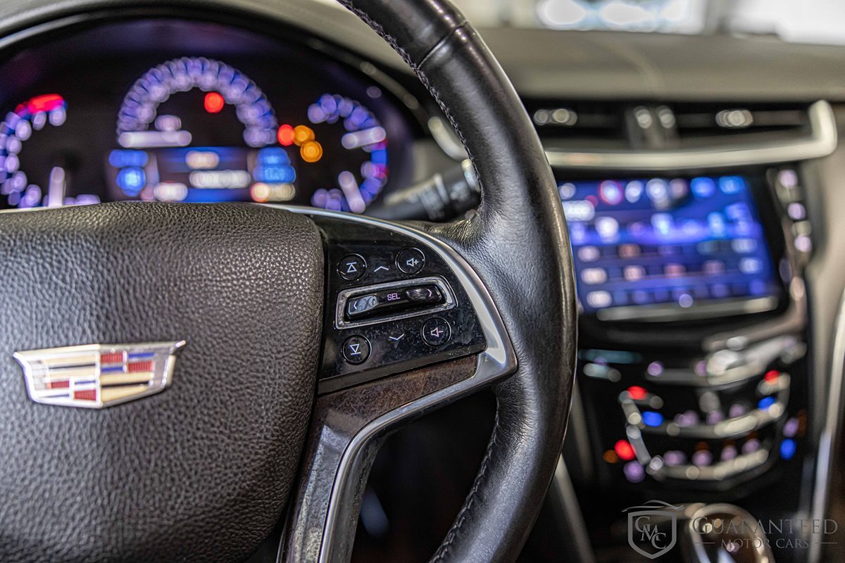 2016 CADILLAC XTS - Image 25