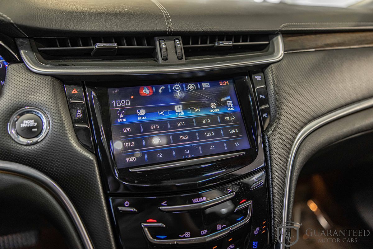 2016 CADILLAC XTS - Image 27