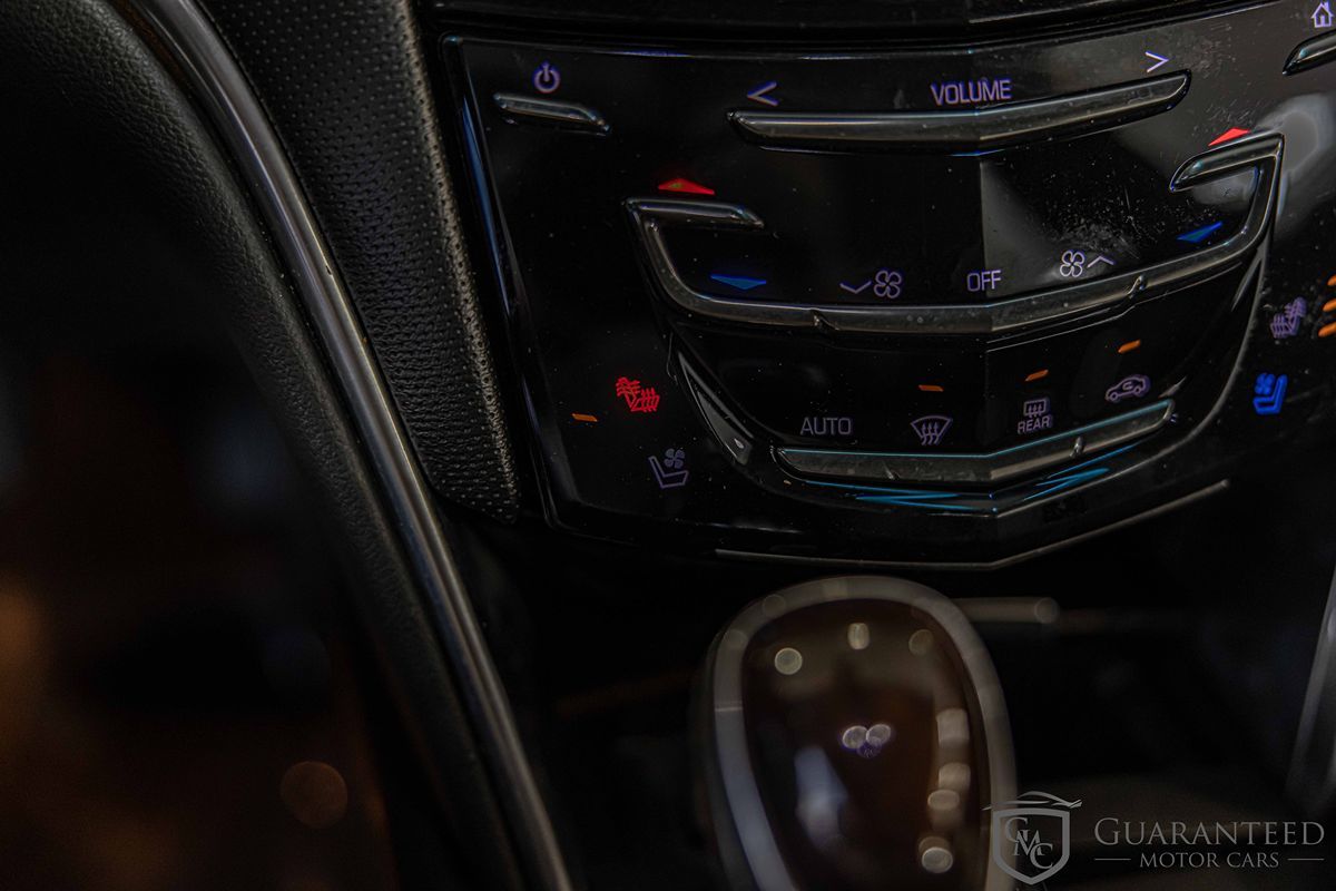 2016 CADILLAC XTS - Image 29