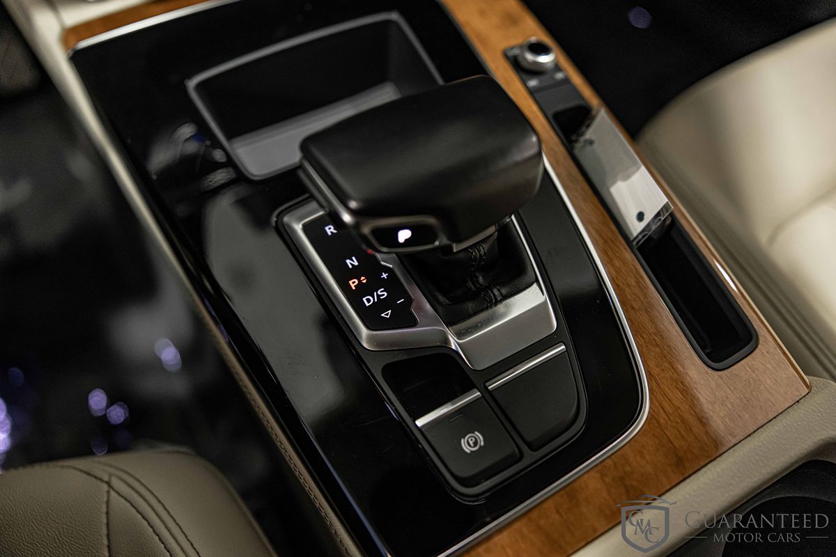 2023 AUDI Q5 - Image 32