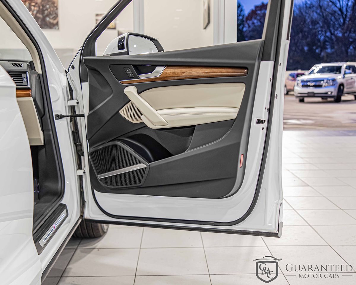 2023 AUDI Q5 - Image 46