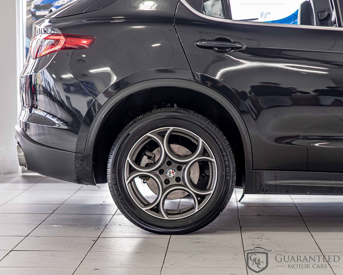 2018 ALFA ROMEO STELVIO - Image 12
