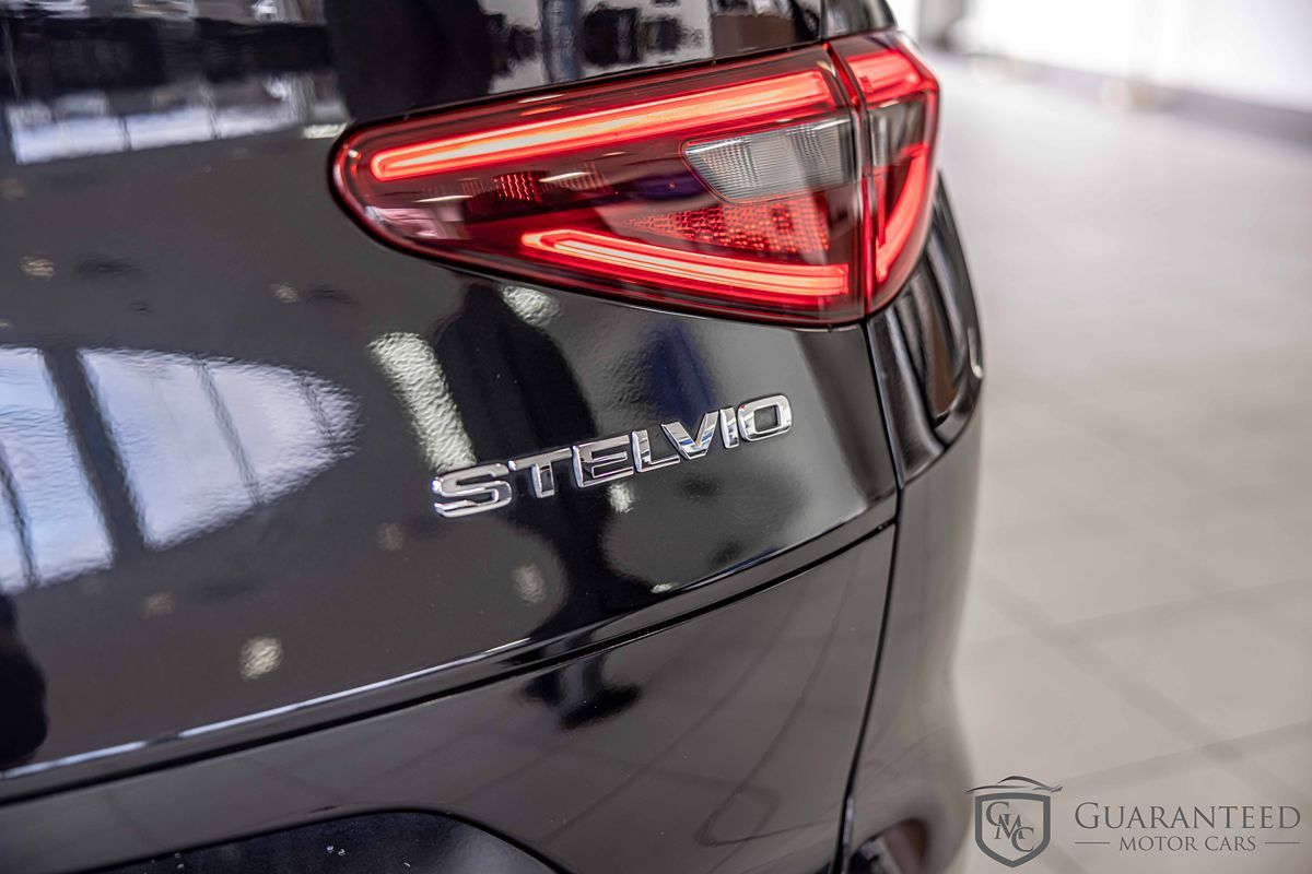 2018 ALFA ROMEO STELVIO - Image 17