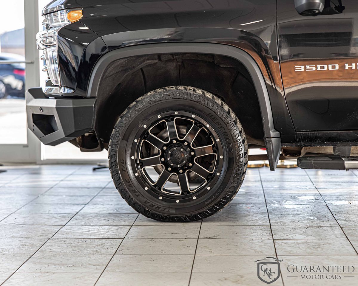 2023 Chevrolet Silverado 3500HD High Country photo 4