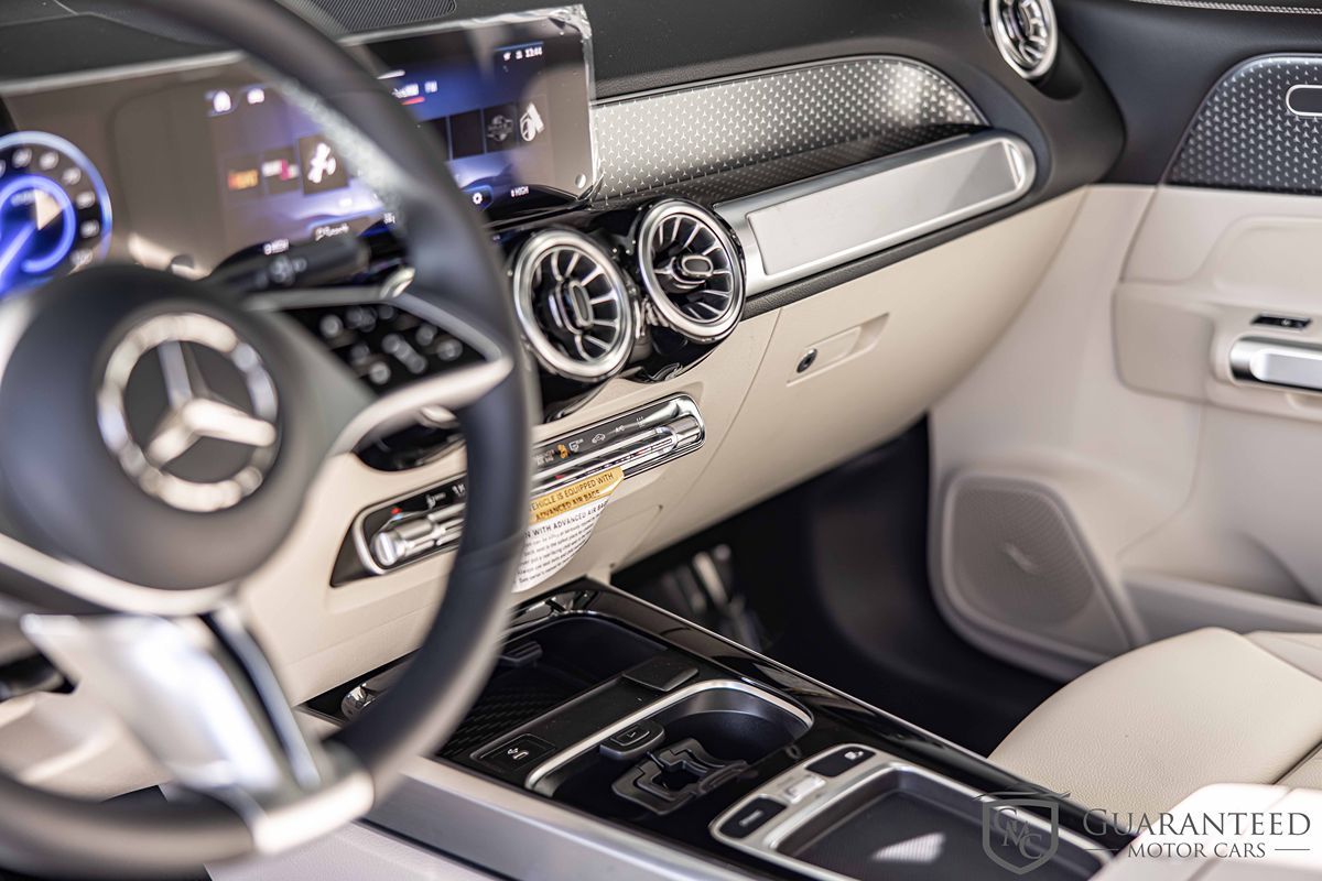 2024 MERCEDES-BENZ EQB-CLASS - Image 24