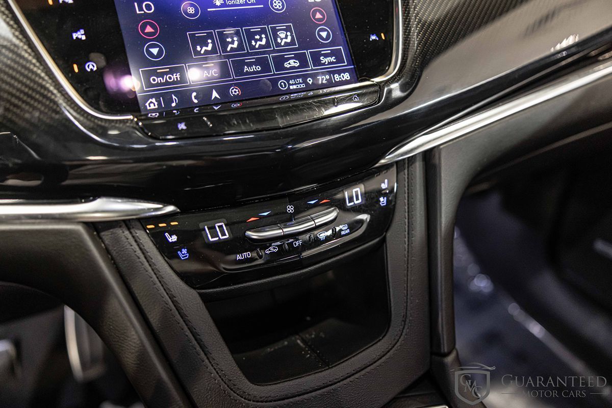 2022 CADILLAC XT6 - Image 31