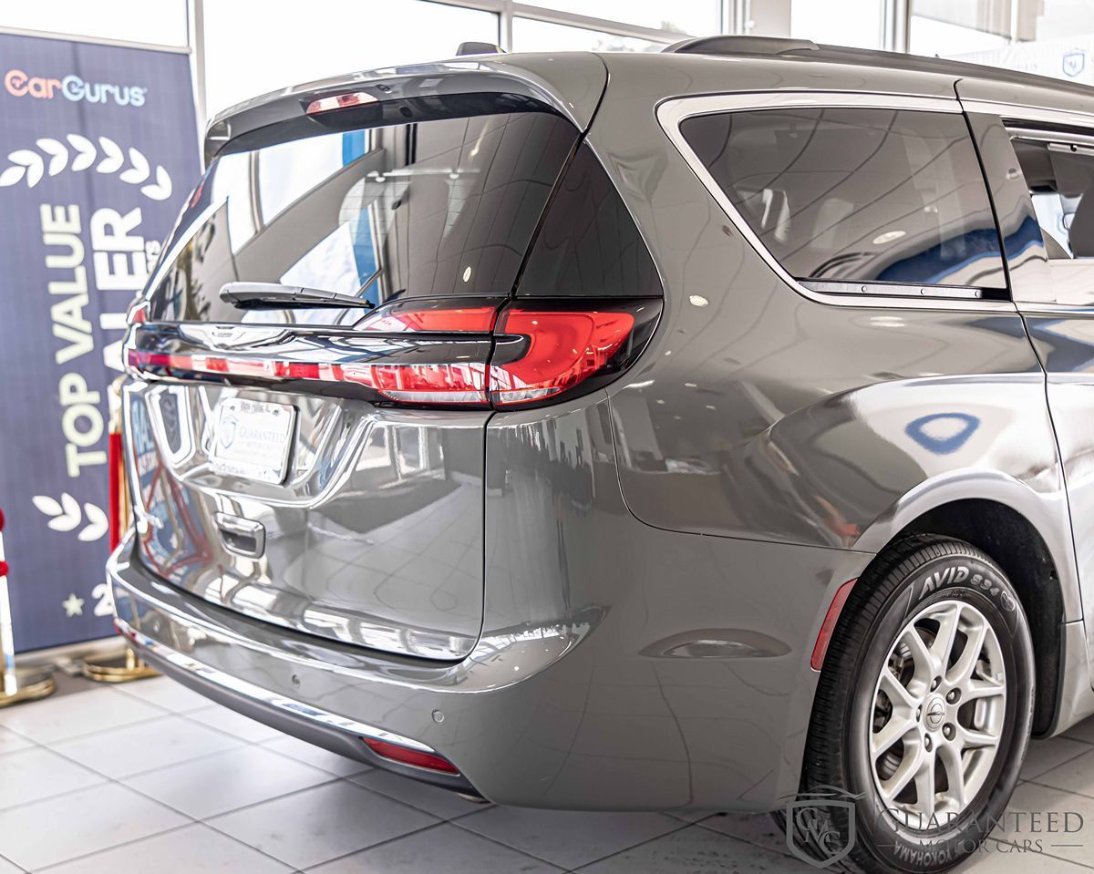 2022 Chrysler Pacifica Touring L - Photo 14