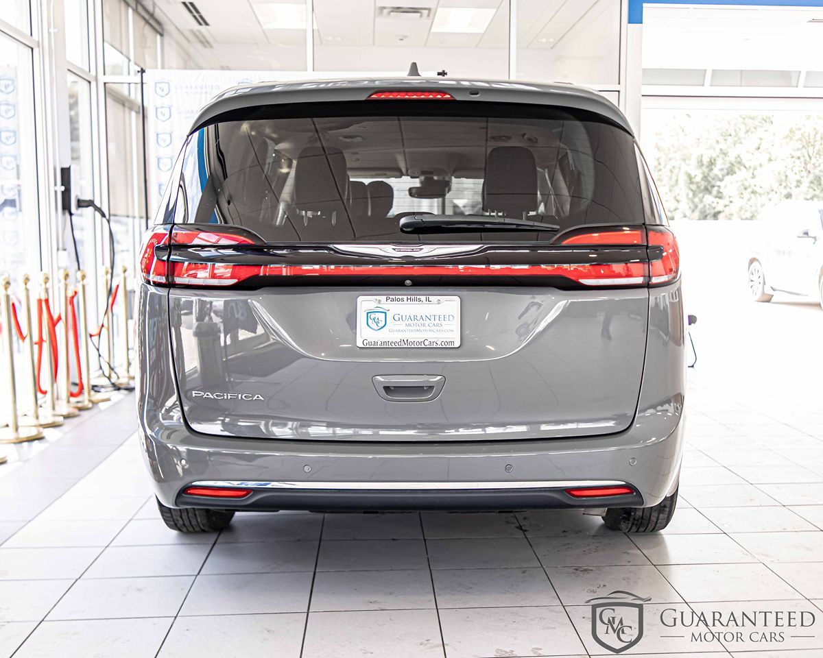 2022 CHRYSLER PACIFICA - Image 15