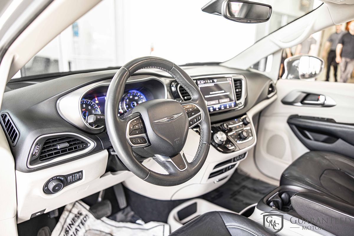 2022 CHRYSLER PACIFICA - Image 22