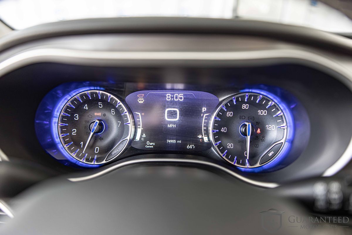 2022 Chrysler Pacifica Touring L - Photo 26