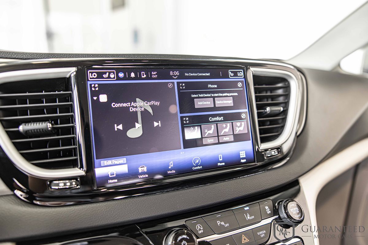 2022 Chrysler Pacifica Touring L - Photo 30
