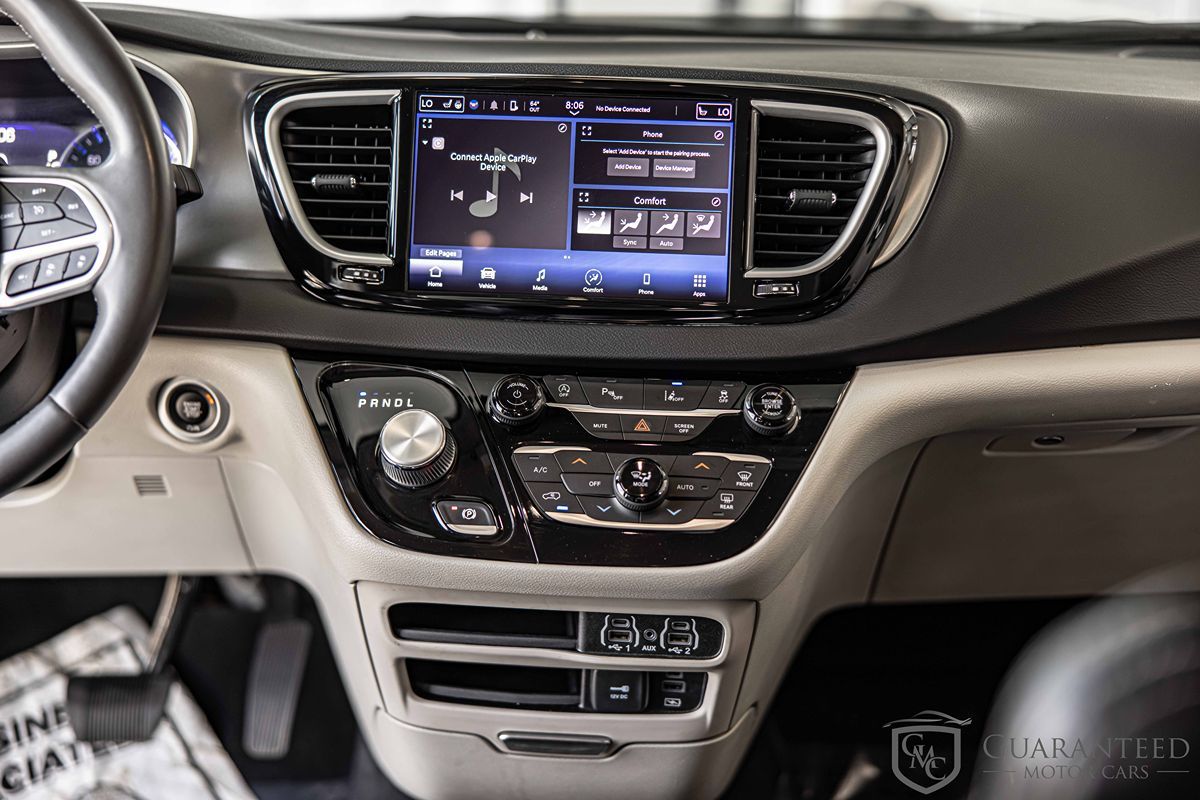 2022 CHRYSLER PACIFICA - Image 39