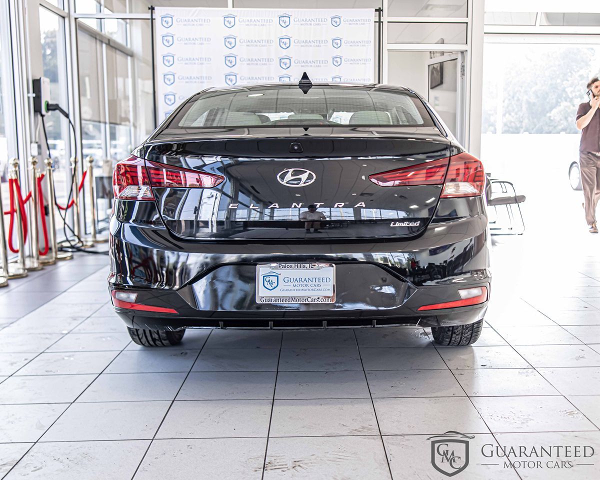2019 HYUNDAI ELANTRA - Image 15