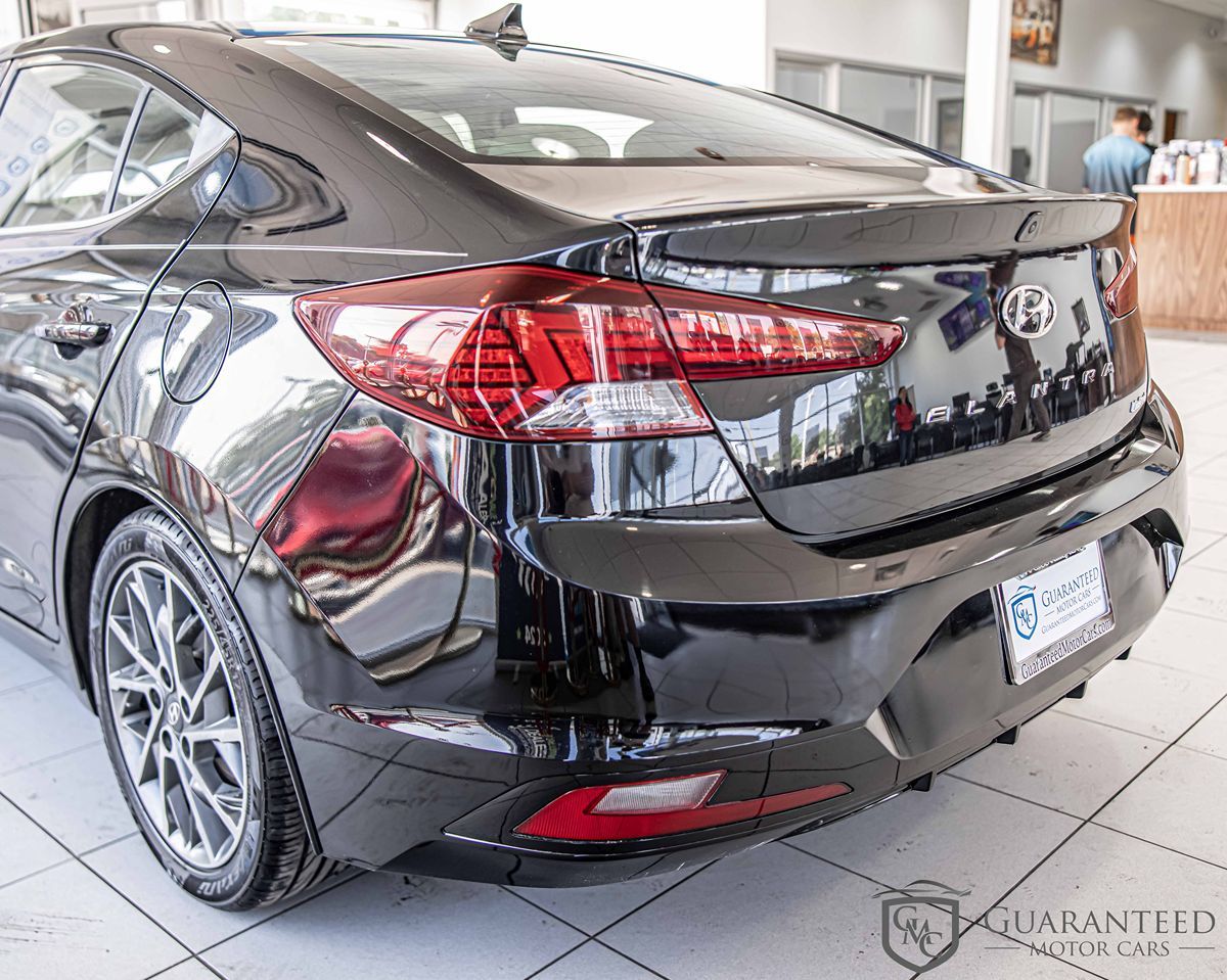 2019 HYUNDAI ELANTRA - Image 16