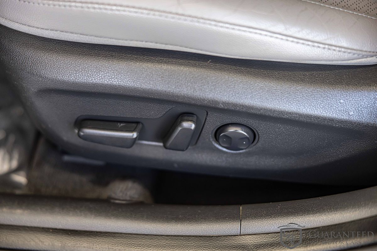 2019 HYUNDAI ELANTRA - Image 24