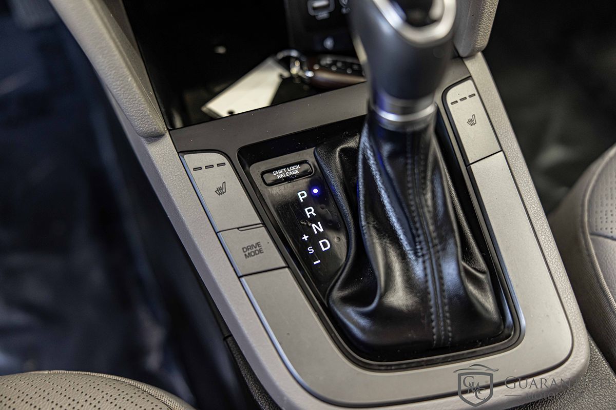 2019 HYUNDAI ELANTRA - Image 32