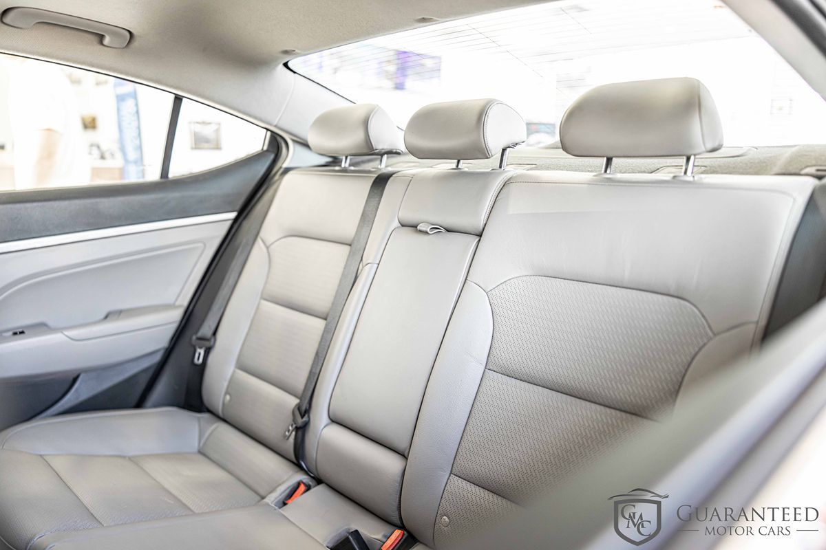 2019 HYUNDAI ELANTRA - Image 34