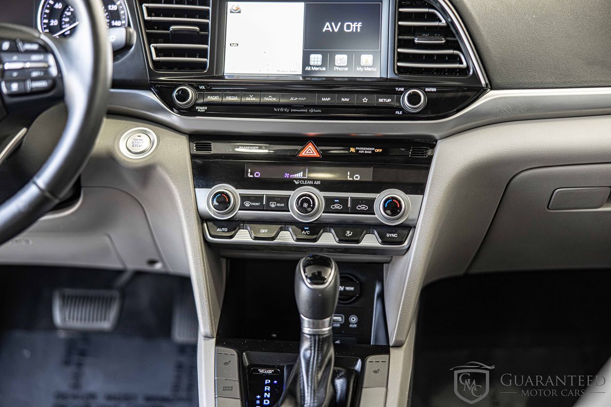 2019 HYUNDAI ELANTRA - Image 39