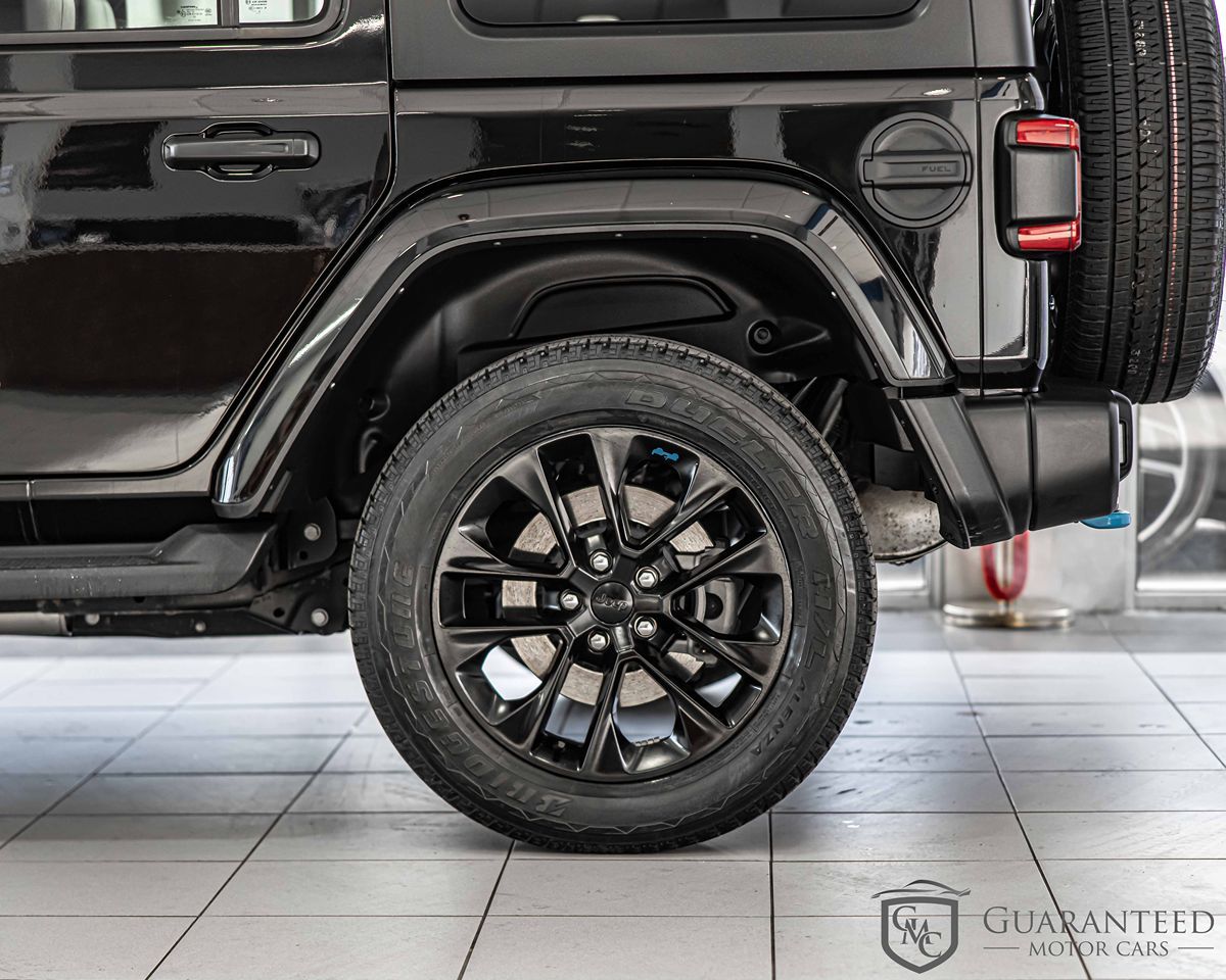 2022 Jeep Wrangler Unlimited Sahara 4xe photo 6
