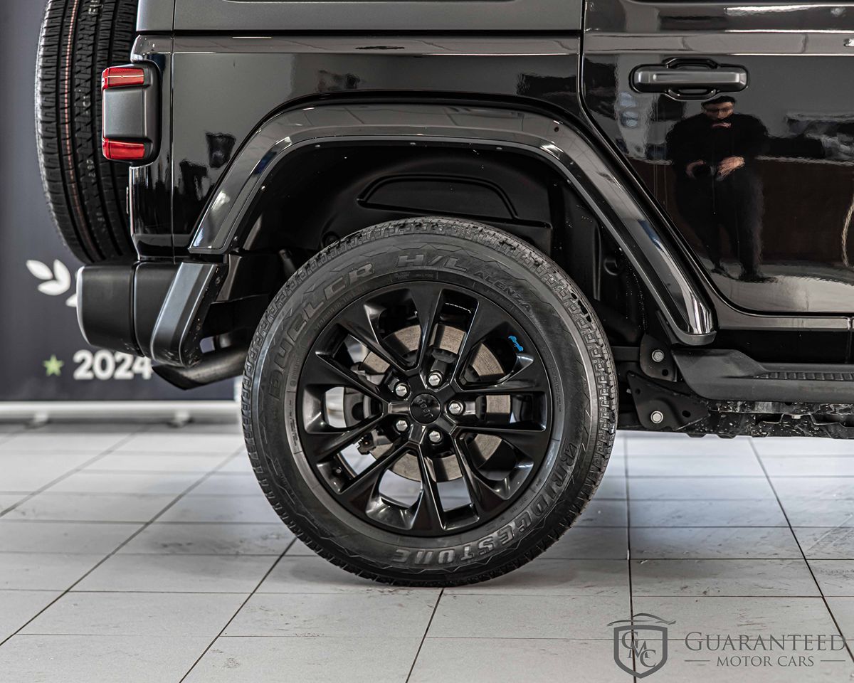 2022 Jeep Wrangler Unlimited Sahara 4xe photo 10