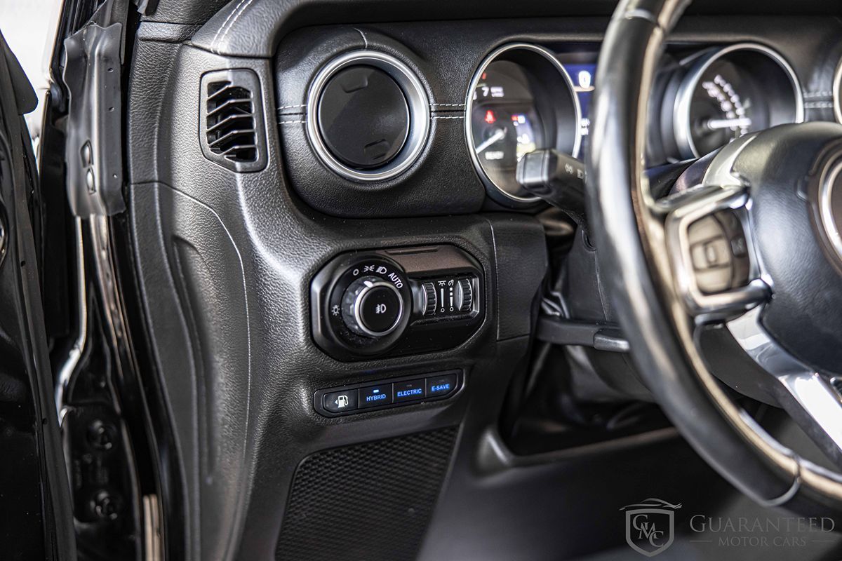 2022 Jeep Wrangler Unlimited Sahara 4xe photo 19