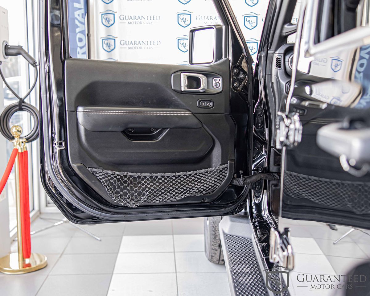 2022 Jeep Wrangler Unlimited Sahara 4xe photo 30