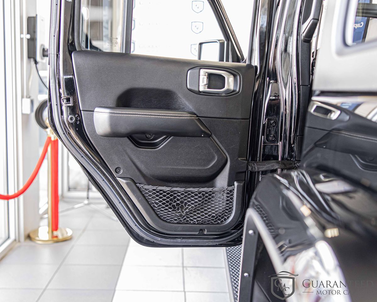 2022 Jeep Wrangler Unlimited Sahara 4xe photo 33