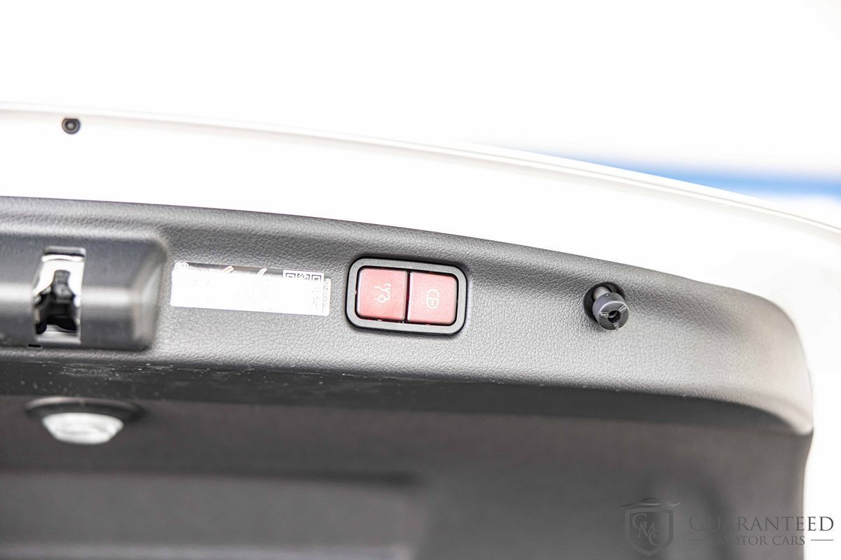 2024 MERCEDES-BENZ C-CLASS - Image 20