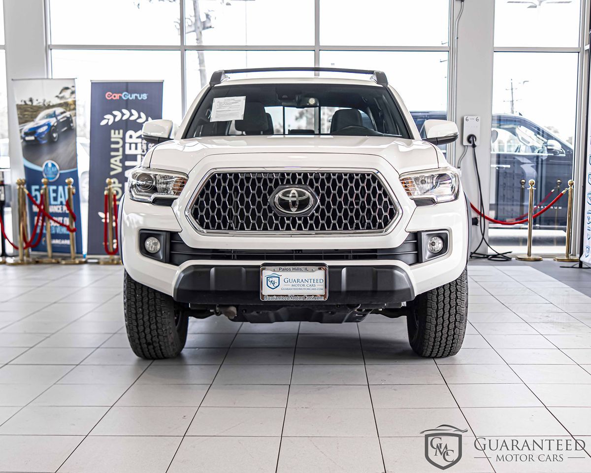 2019 Toyota Tacoma TRD Off-Road photo 3