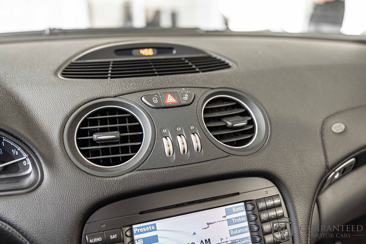 2005 Mercedes Benz SL 500 photo 25