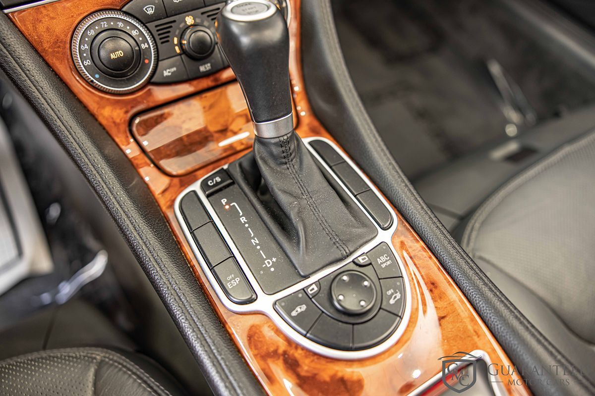 2005 Mercedes Benz SL 500 photo 28