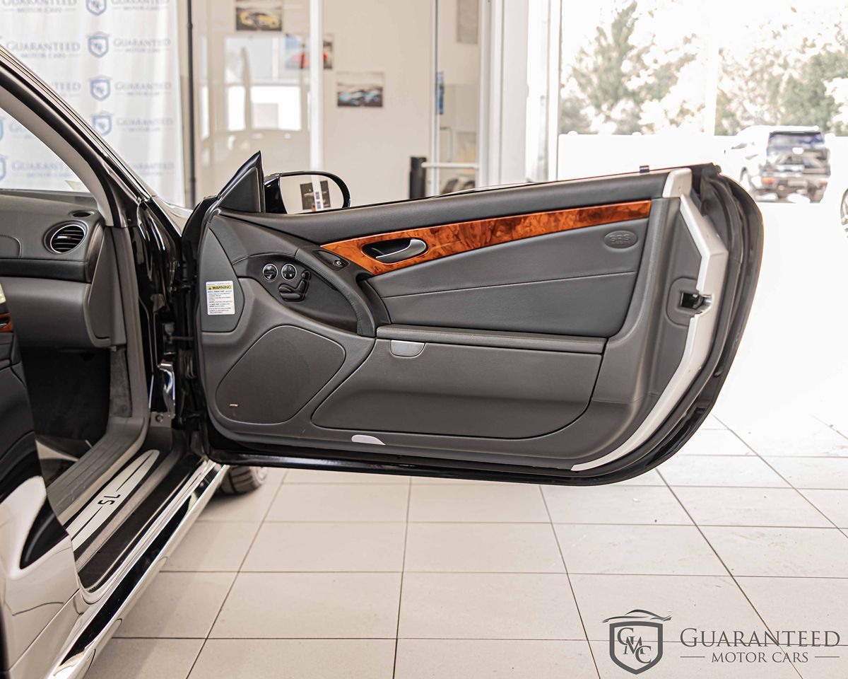 2005 Mercedes Benz SL 500 photo 31