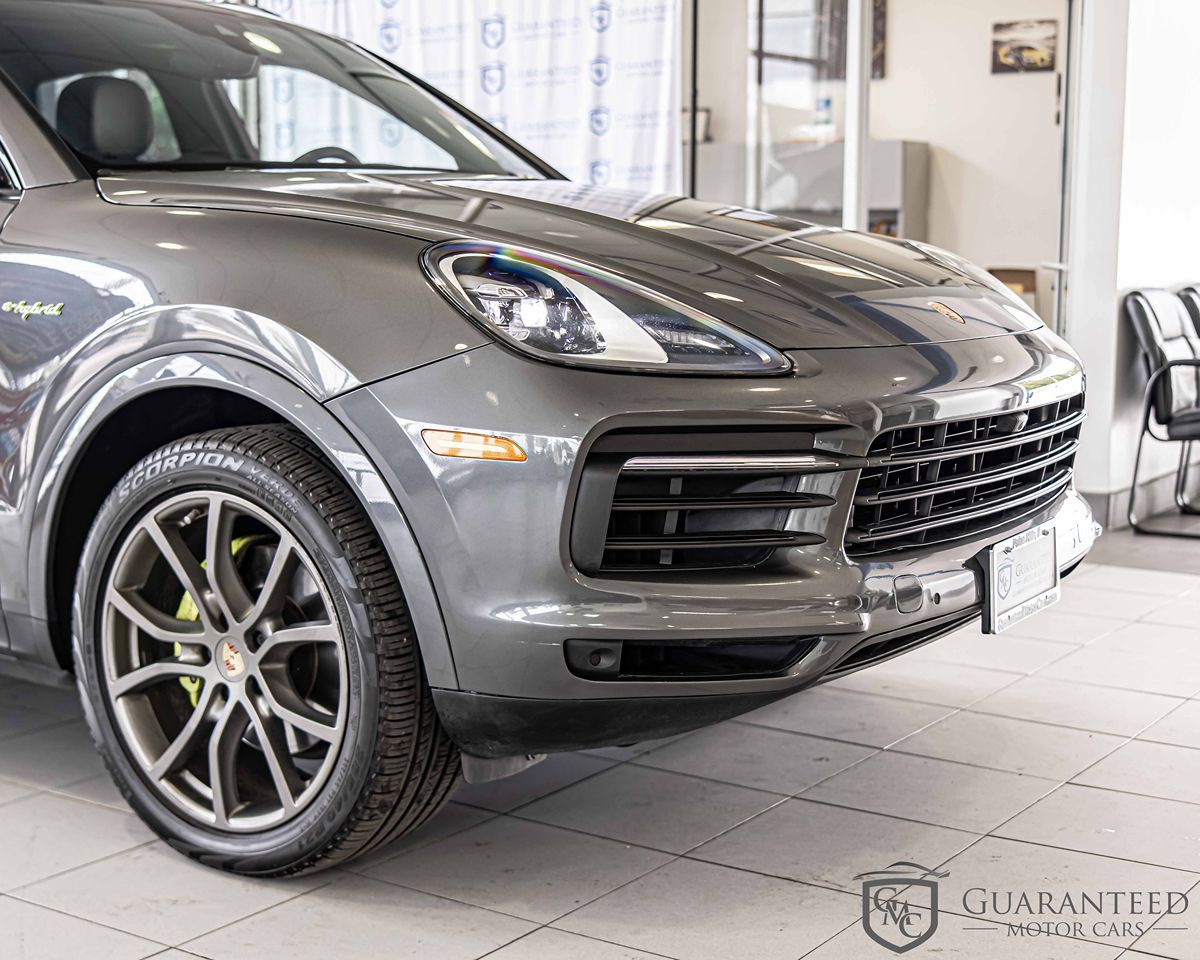 2020 Porsche Cayenne E-Hybrid Base photo 3