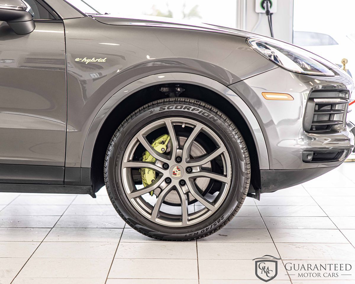 2020 Porsche Cayenne E-Hybrid - Photo 12