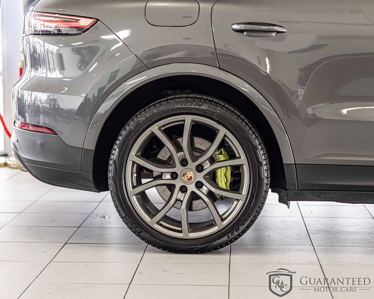 2020 Porsche Cayenne E-Hybrid - Photo 13