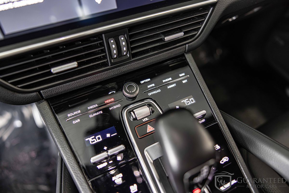 2020 Porsche Cayenne E-Hybrid - Photo 31