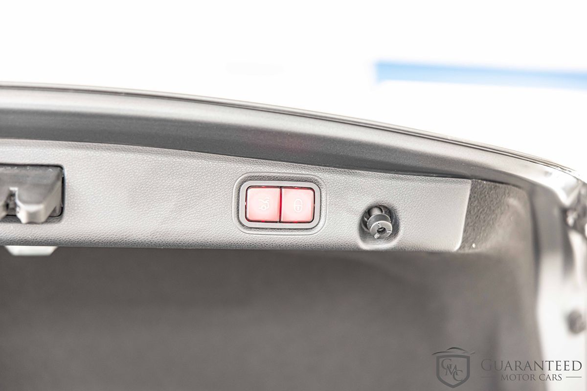 2022 MERCEDES-BENZ E-CLASS - Image 20