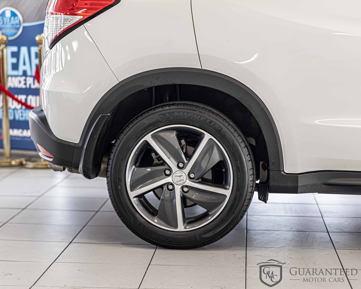2022 Honda HR-V EX-L photo 12